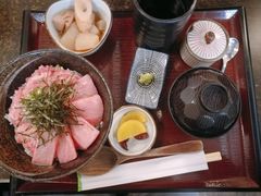 葱粒吞拿鱼拼大腩饭-定食Doraya(骆克道店)