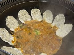 地锅贴饼-地锅公社·现炒地锅鸡·地锅鱼·夜宵(罗锦路店)
