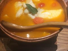 -云海肴·汽锅鸡·云南代表菜(天山百盛优客店)
