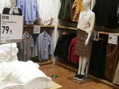 -优衣库(南宁江南万达店)