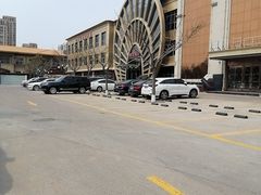 -郑庄脂渣海鲜楼(九水路店)