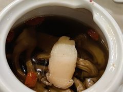 松茸山菌炖竹笙-尚一汤 广东炖汤(金桥国际店)