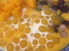 -赵记传承特色牛奶甜品(泉城广场店)