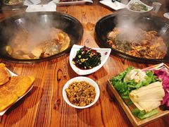 -咱屯子铁锅炖直营店(保利店)