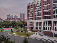 -上海市曹杨第二中学