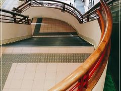 -香港大学