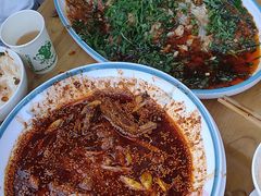 -洪平血旺椒麻鸡雅鱼饭店(熊猫大道店)