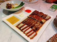 -新大咀港式茶餐厅(宝山万达店)