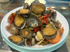 -小红鲸·海鲜餐厅(轸大路店)