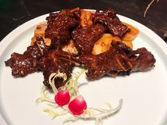 黑椒牛仔骨炒年糕-绿茶餐厅(乐峰广场店)