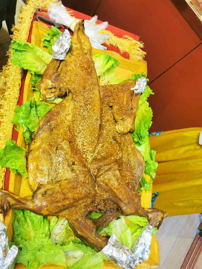 羊妈妈烤全羊(桂园店)-"最满意烧烤,味道很好,如果烤韭菜烤的久一.