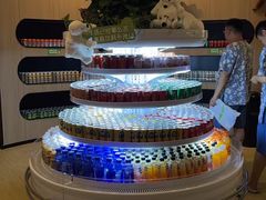 -涨巢·潮玩水疗局