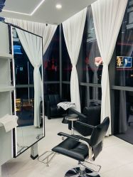 -U·NI SALON 造型