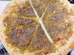 隔壁店的蒜蓉烤馕-清真·马峰烤肉(小学习北巷店)