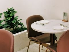 -丽莎沙拉轻食餐厅(国贸店)