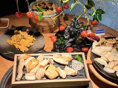 -一朵菌·野生菌探索家火锅(南亚店)