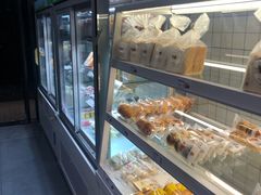 面包甜点陈列柜-一鸣真鲜奶吧(双菱路店)