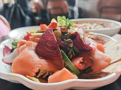 烟熏三文鱼牛油果沙拉-Alimentari Mulino意大利餐吧&烘焙(丰盛里店)