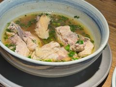 -蜜桃餐厅·伴山(湖滨商业街店)