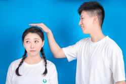 点击看大图 -定格摄影·轻奢定制写真馆