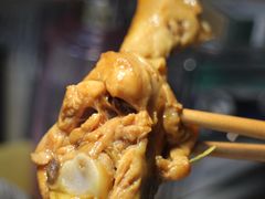 -同济大学本部学苑饮食广场