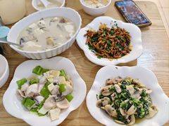 雪菜蘑菇肉片-素勤饮食店(城头巷店)