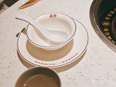 -三人行骨头王火锅(长寿店)