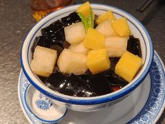 -蝴蝶里·粤菜·点心(滨江龙湖店)