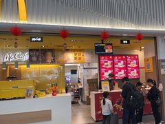 -麦当劳(深圳北站B2检票口楼上)