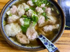 招牌野馄炖-老谢野馄饨(延安路店)
