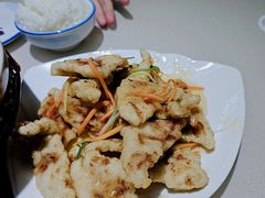 -老码头黑皮肘子锅包肉(赣水路店)