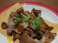 -东口码头·烧鸽子·鱼头泡饼·地方菜(金鹰悦城店)