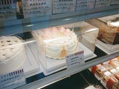 -红宝石·鲜奶小方·海派西点房(丰庄店)