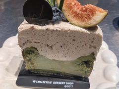 开心果树莓巴斯克-W COLLECTIVE  DESSERT SHOP