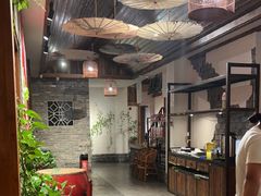 -挂旗柴锅鸡(蚌山区嘉年华店)