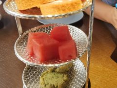 -卡普里披萨·牛扒·下午茶