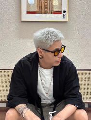 -镁连社·美联社