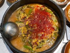 -贵府酸汤牛肉火锅·贵州老字号(飞山街店)