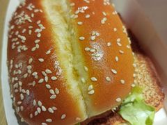 新奥尔良烤鸡腿堡-肯德基(凯德国贸店)