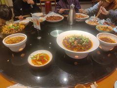 -川流不息·地道川菜·小龙虾(新松江路店)