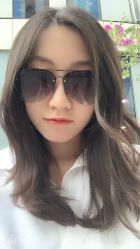 中发-简法造型·品牌形象店