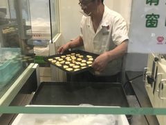 蝴蝶酥-上海哈尔滨食品厂(汇联商厦店)
