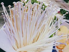 金针菇-热火朝天鲜切牛肉火锅(南强街巷店)