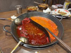 番茄麻辣鸳鸯锅-萍姐火锅·公路夜市(南京新街口店)