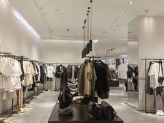 -URBAN REVIVO(七宝领展广场店)