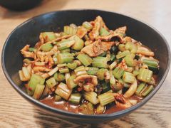 经典鸡肉炒米粉微辣-西粉堂新疆米粉(朝外店)