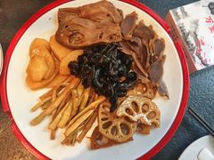 -万重锦·人文川菜馆(骡马市店)