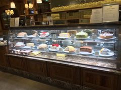 门面-HARBS(渋谷ヒカリエ シンクス店)
