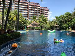 -三亚湾海居铂尔曼度假酒店