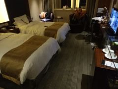 -上海浦东假日酒店